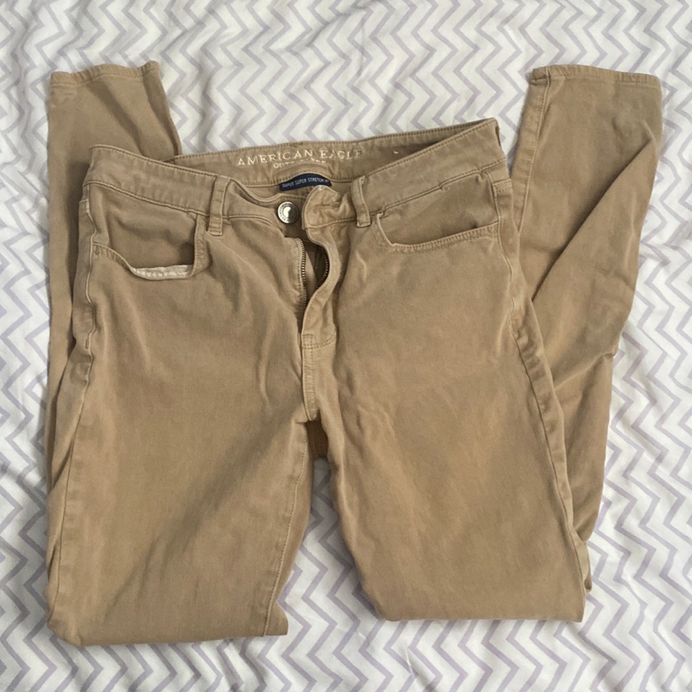 khaki skinny size 6-8 american eagle